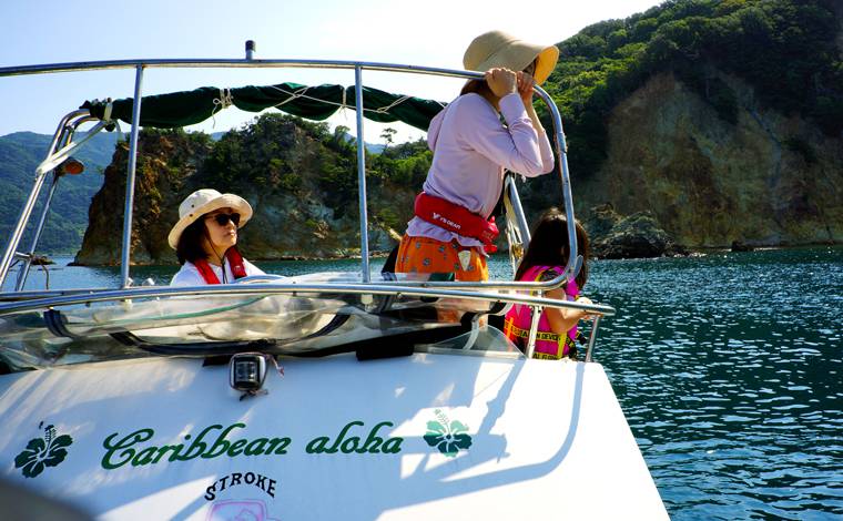 西伊豆でクルージング