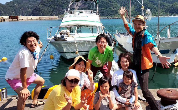 西伊豆で貸切クルージング